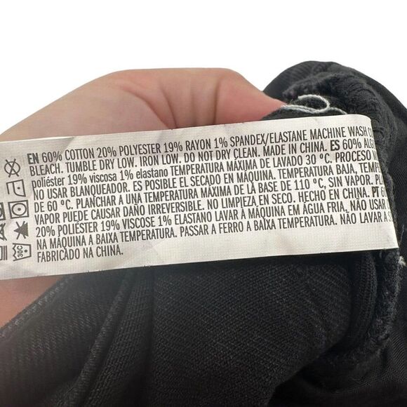 High Rise Distressed Flare Crop Jeans Black Denim Womens Size 30 Forever 21 NEW - Picture 7 of 7